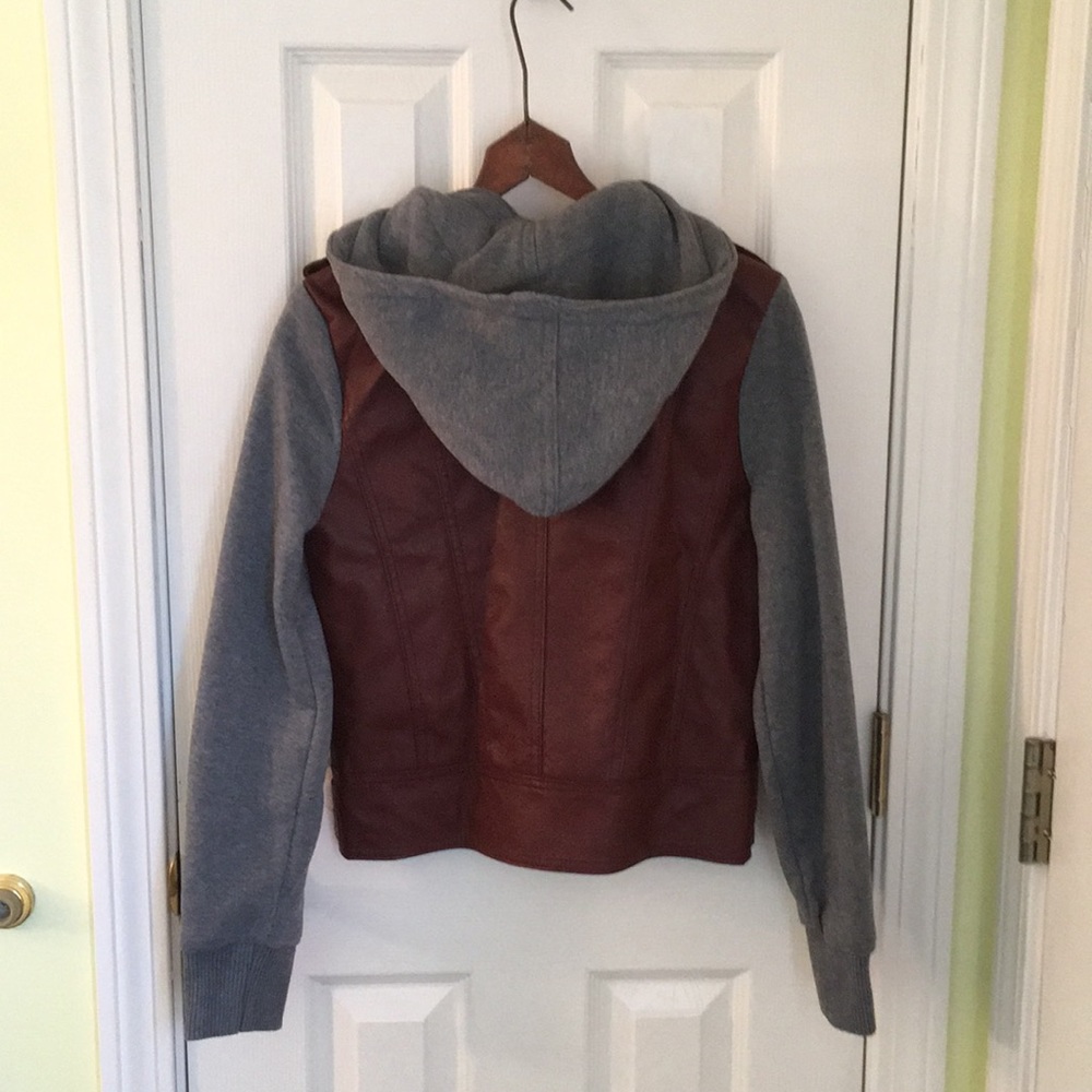 Like New Ambiance Size Small Spring/Fall Jacket - Picture 2 of 4